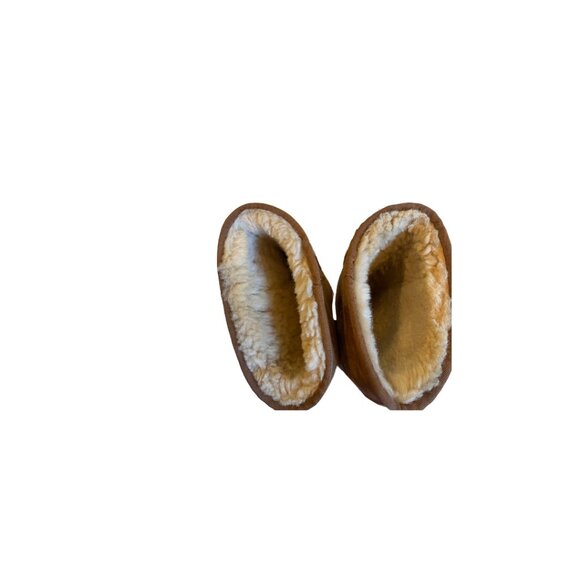 Ugg Brown Classic  Style Size 8 - Picture 3 of 7